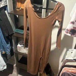 Women’s brown dress with slit in leg